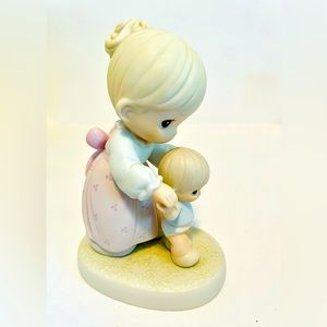 Enesco Precious Moments Porcelain Figurine One Step at a Time (Members Only)